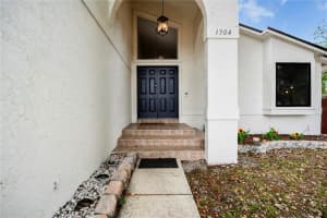 1304 ORTEGA STREET, WINTER SPRINGS, FL 32708 - MLS#MFRTB8504998