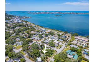1045 Marine St, CLEARWATER