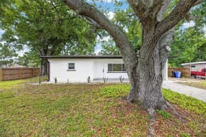 204 7TH AVENUE, RUSKIN, FL 33570 - MLS#MFRTB8505074