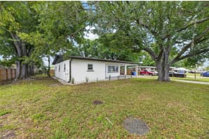 204 7TH AVENUE, RUSKIN, FL 33570 - MLS#MFRTB8505074