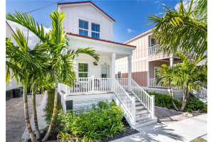 340 6TH STREET, BRADENTON, FL 34208 - MLS#MFRTB8505125