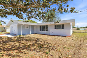 7526 PINEAPPLE LANE, PORT RICHEY, FL 34668 - MLS#MFRTB8505212