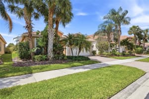 5042 SANDY BROOK CIRCLE, WIMAUMA, FL 33598 - MLS#MFRTB8505241