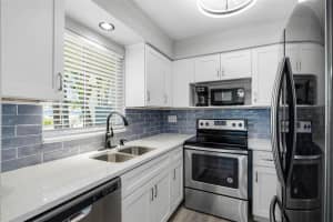 2900 45TH STREET, GULFPORT, FL 33711 - MLS#MFRTB8505272