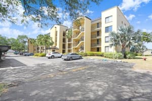 2424 TAMPA BAY BOULEVARD, TAMPA, FL 33607 - MLS#MFRTB8505324