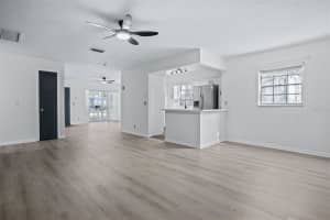 812 WARREN AVENUE, TAMPA, FL 33602 - MLS#MFRTB8505364