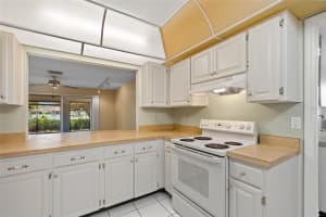 1027 BLUEWATER DRIVE, SUN CITY CENTER, FL 33573 - MLS#MFRTB8505431