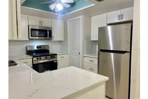 632 EDGEWATER DRIVE, DUNEDIN, FL 34698 - MLS#MFRTB8505458