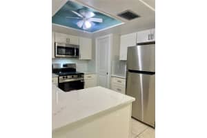 632 EDGEWATER DRIVE, DUNEDIN, FL 34698 - MLS#MFRTB8505458