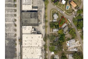 JUANITA WAY S, ST PETERSBURG, FL 33705 - MLS#MFRTB8505508