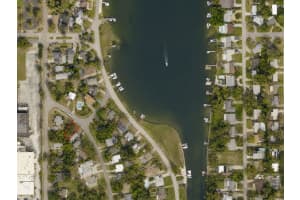 JUANITA WAY S, ST PETERSBURG, FL 33705 - MLS#MFRTB8505508