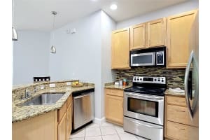 9502 PARK VILLAGE DRIVE, TAMPA, FL 33626 - MLS#MFRTB8505534