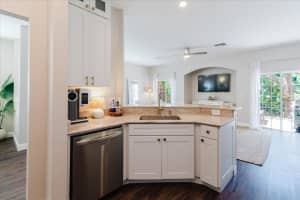 602 51ST AVENUE, ST PETERSBURG, FL 33703 - MLS#MFRTB8505574