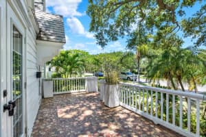 156 21ST AVENUE, ST PETERSBURG, FL 33704 - MLS#MFRTB8505579