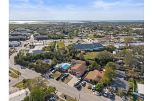 4704 Town N Country Blvd, TAMPA