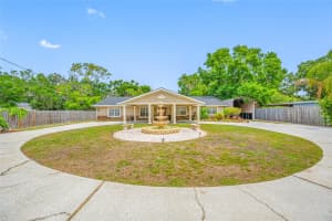 15314 LAKE MAGDALENE BOULEVARD, TAMPA, FL 33618 - MLS#MFRTB8505655