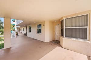 6205 SHORELINE DRIVE, ST PETERSBURG, FL 33708 - MLS#MFRTB8505664