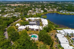 318 TIMBERLAKE DRIVE, BRADENTON, FL 34210 - MLS#MFRTB8505677