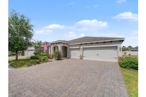 11626 LAKE LUCAYA DRIVE, RIVERVIEW, FL 33579 - MLS#MFRTB8505678