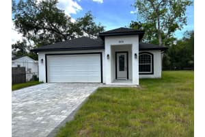 806 W Lowry Ln, TAMPA