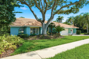 3930 TARIAN COURT, PALM HARBOR, FL 34684 - MLS#MFRTB8505689