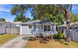 8512 DIXON AVENUE, TAMPA, FL 33604 - MLS#MFRTB8505739