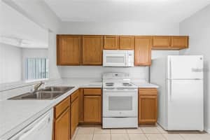 9519 NEWDALE WAY, RIVERVIEW, FL 33578 - MLS#MFRTB8505773