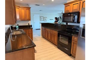 546 GERSHWIN DRIVE, LARGO, FL 33771 - MLS#MFRTB8505797