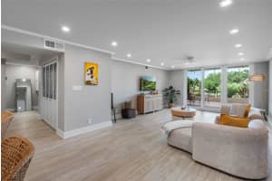220 BELLEVIEW BOULEVARD, BELLEAIR, FL 33756 - MLS#MFRTB8505943