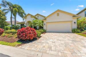 10220 BLOSSOM TRAIL, SEMINOLE, FL 33772 - MLS#MFRTB8505953