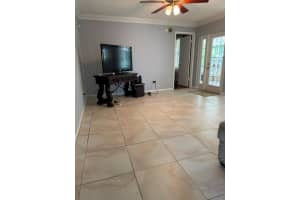 10617 FAIRFIELD VILLAGE DRIVE, TAMPA, FL 33624 - MLS#MFRTB8506010