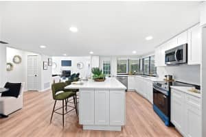 14164 FENNSBURY DRIVE, TAMPA, FL 33624 - MLS#MFRTB8506017