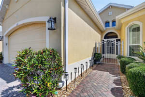 1525 EMERALD DUNES DRIVE, SUN CITY CENTER, FL 33573 - MLS#MFRTB8506035