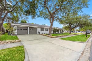 1005 Apache Trl, CLEARWATER