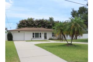 2277 S Lagoon Cir, CLEARWATER