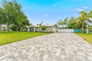 5105 7TH AVENUE DRIVE, BRADENTON, FL 34209 - MLS#MFRTB8506131