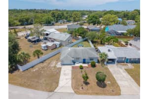 1788 Sylvan Dr, CLEARWATER
