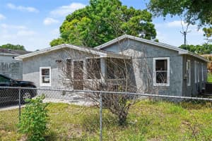 1303 37TH STREET, WINTER HAVEN, FL 33881 - MLS#MFRTB8506143