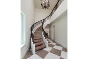2063 ILLINOIS AVENUE, ST PETERSBURG, FL 33703 - MLS#MFRTB8506209