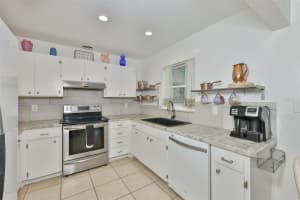 1222 DEL WEBB BOULEVARD, SUN CITY CENTER, FL 33573 - MLS#MFRTB8506243