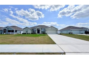 4015 TULLAMORE LANE, AUBURNDALE, FL 33823 - MLS#MFRTB8506266
