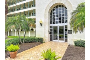 4801 Osprey Dr S #103, ST PETERSBURG