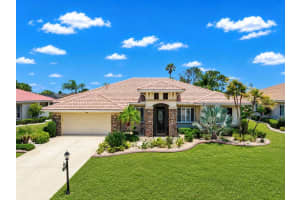 2208 MYRTLE VISTA COURT, SUN CITY CENTER, FL 33573 - MLS#MFRTB8506307