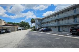 9950 47TH AVENUE, ST PETERSBURG, FL 33708 - MLS#MFRTB8506350