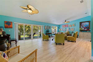 201 58TH AVENUE, ST PETERSBURG, FL 33705 - MLS#MFRTB8506374
