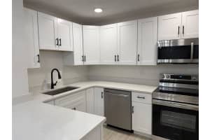 2413 18TH AVENUE, ST PETERSBURG, FL 33713 - MLS#MFRTB8506392