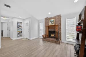 11207 FIRESIDE DRIVE, TAMPA, FL 33625 - MLS#MFRTB8506431