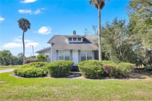 2115 CLUBHOUSE ROAD, LAKELAND, FL 33813 - MLS#MFRTB8506488