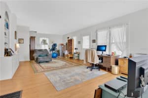 2115 CLUBHOUSE ROAD, LAKELAND, FL 33813 - MLS#MFRTB8506488