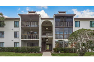 1871 Pine Ridge Way W #2e, PALM HARBOR